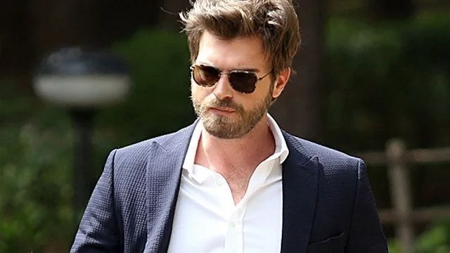 Chi sarà il partner di Kıvanç Tatlıtuğ nella serie Kral Kaybederse? Uno dei tre nomi di flash è stato eliminato!
