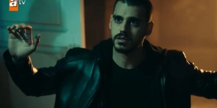 È chiaro il motivo per cui Osman Sınav ha scelto Hasan Denizyaran per la serie TV Yalnız Kurt!