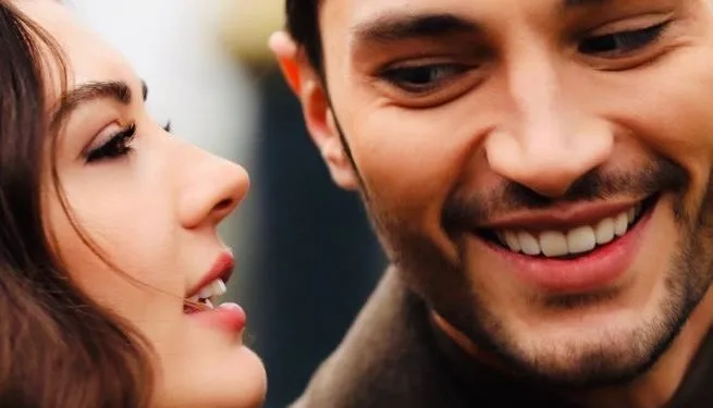 Burcu Özberk, responsabile del calo degli ascolti della serie Aşk Mantık İntikam!