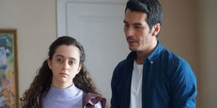 Mert Doğan e Asya Kasap sono la coppia di serie TV più sbilanciata, ma sono molto compatibili sul set!