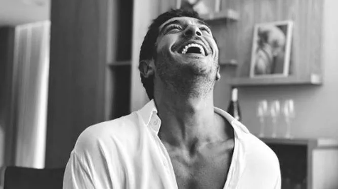 È iniziato il conto alla rovescia per il nuovo film di Burak Deniz!