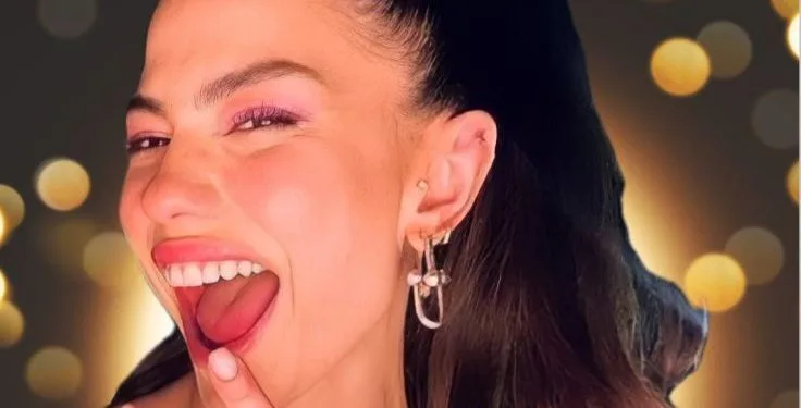 Bel gesto per il tuo co-protagonista in Doğduğun Ev Kaderindir di Demet Özdemir!