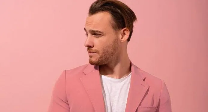 Il seguito di Kerem Bürsin con il suo ex amore ha sollevato un’accusa di amore