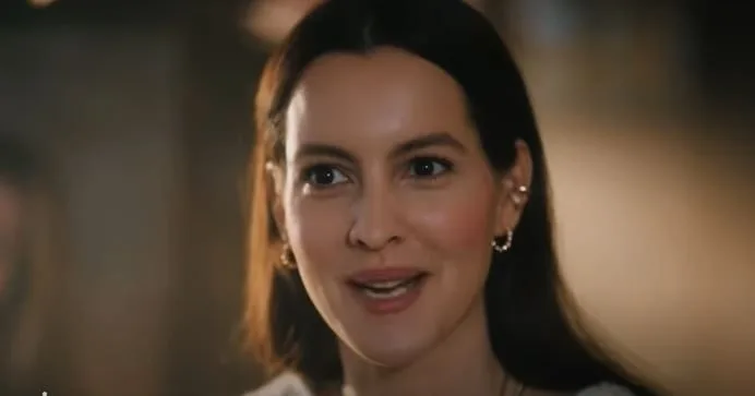 La serie Camdaki Kız ora è ancora più forte con Leyla Feray e Laçin Ceylan!