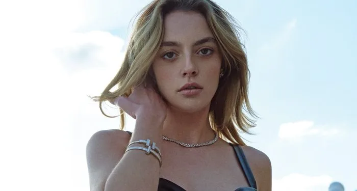 Qual è il ruolo dei sogni di Melis Sezen, che fa miracoli a Sadakatsiz?