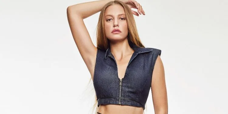 Una sorprendente richiesta di compenso da parte di Serenay Sarıkaya, menzionata per la serie Kral Kaybederse!