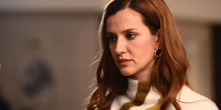 İrem Helvacıoğlu è all’ordine del giorno con le sue due nuove serie!