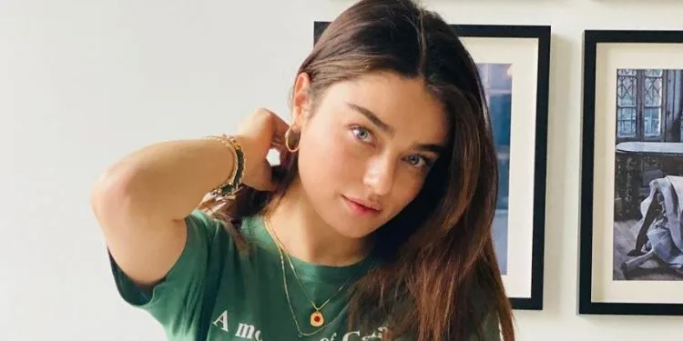 Regole di Ayça Ayşin Turan; La famosa attrice vuole interpretare i ruoli che hanno problemi!