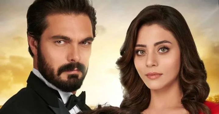 Atteggiamento in onore di Sıla Türkoğlu dal suo partner Halil İbrahim Ceyhan nella serie Emanet!