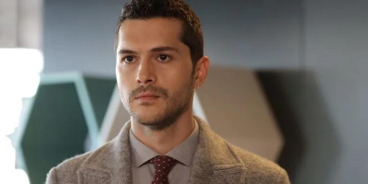 Il desiderio dei fan per Alperen Duymaz non durerà a lungo dopo la serie Erkek Severse!