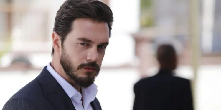 Forse il ruolo più importante della sua vita è arrivato a Ismail Ege Şaşmaz, che non ha mantenuto la serie Elkızı!