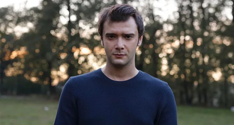 Yağız Can Konyalı, che brilla con Bizim Hikaye, ha avuto una grande fortuna!