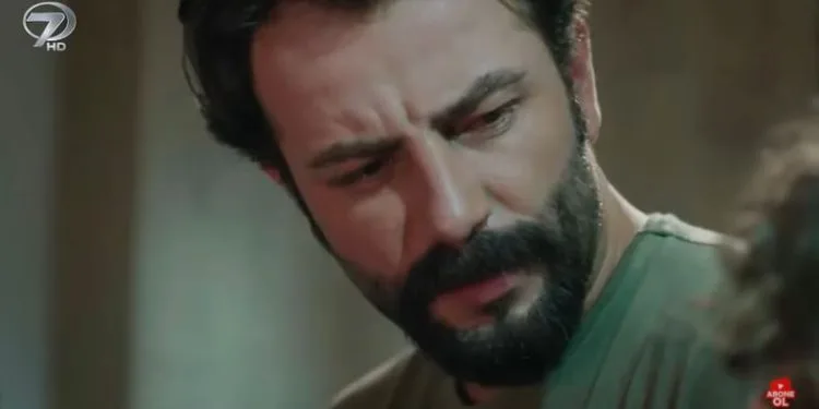 Chi è Gokberk Demirci? Di dove viene – Altezza – Età – Serie TV – Famiglia
