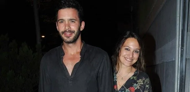 Barış Arduç e Gupse Özay hanno nascosto con cura questa felice notizia per 6 mesi!