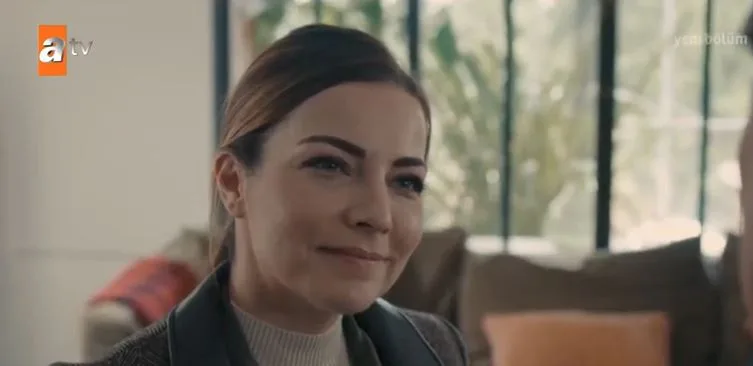 Burcu Kara, l’Ayşe della serie Hakim, ha pianto 3 volte di seguito per una scenata!