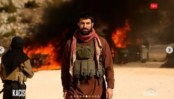 Il nuovo trailer di Engin Akyürek per la prima serie turca di Disney Plus, Kaçış (Escape), ha suscitato una reazione