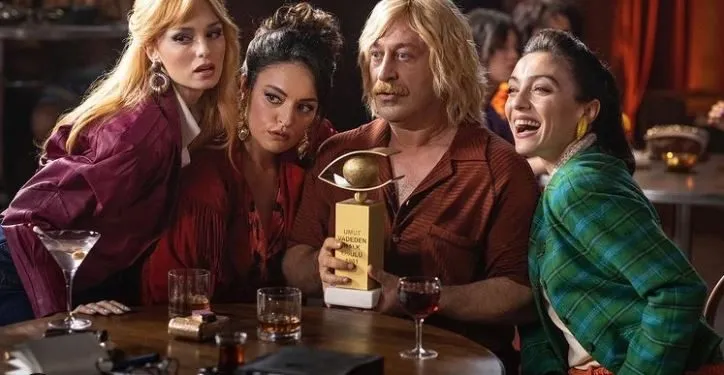 Parola molto interessante di Cem Yılmaz sulla serie Erşan Kuneri che spingerà i limiti della disciplina!