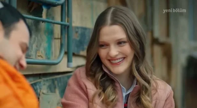 Non confondere Gözde Türker, la giovane star della serie TV Kardeşlerim, con Harika!