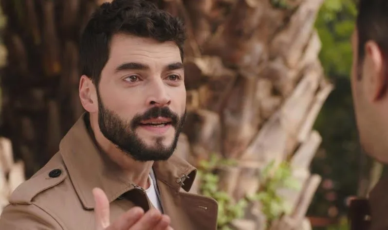 Akın Akınözü, soddisfatto del progetto Kaderimin Oyunu, ha aumentato i suoi obiettivi!