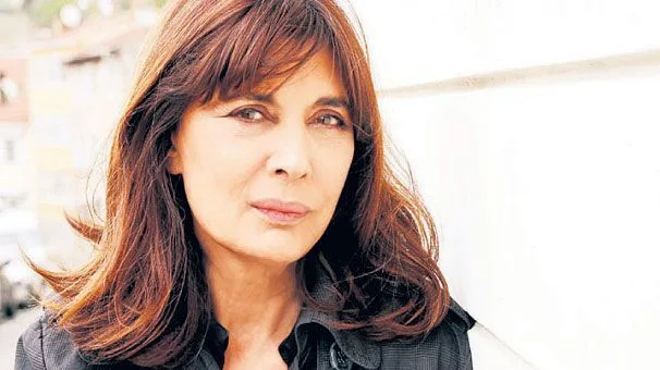 La maestra attrice Şerif Sezer torna nella serie!