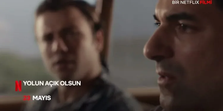 Riunendo Engin Akyürek e Tolga Sarıtaş, Yolun Açık Olsun ha impressionato il pubblico