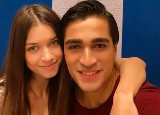I fan di Afra Saraçoğlu sono curiosi, ma l’attrice non fornisce alcuna informazione!