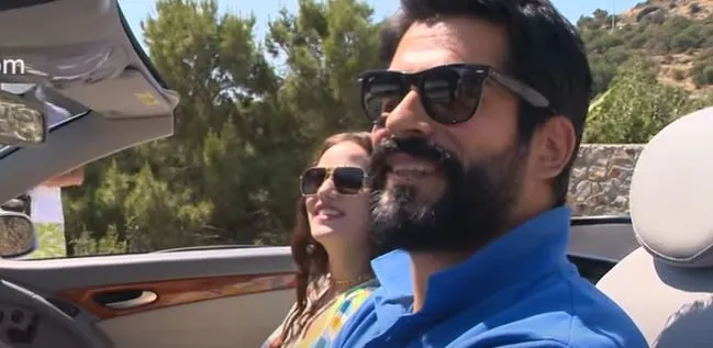 Burak Özçivit e Fahriye Evcen sono entrambi confusi e pieni di rimprovero! Come hai imparato?