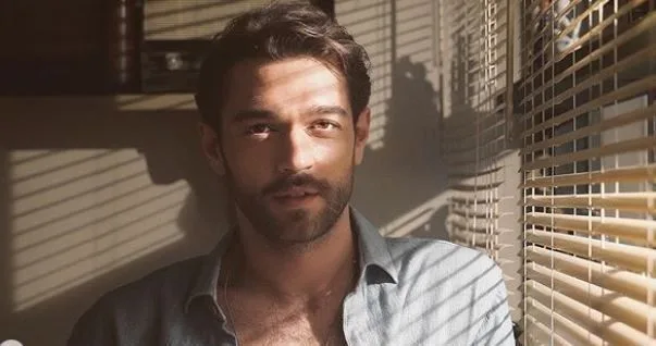 Dopo Berk Cankat, anche Furkan Andıç ha reagito alla violenza maschile!