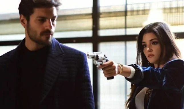 Serkan Çayoğlu ha una serie di lavori di cui i suoi fan sono molto curiosi!