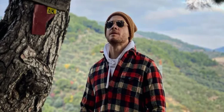 Kerem Bürsin festeggerà il suo compleanno con una persona molto speciale!