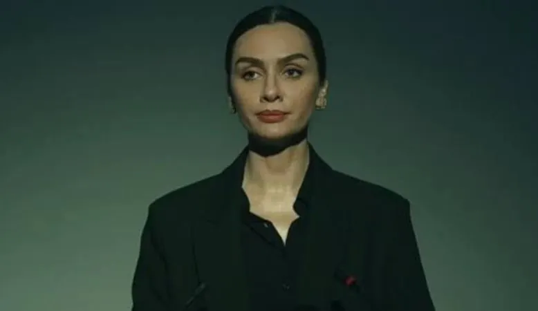 Birce Akalay ha annunciato per la prima volta la sorpresa sulla serie Kuş Uçuşu!