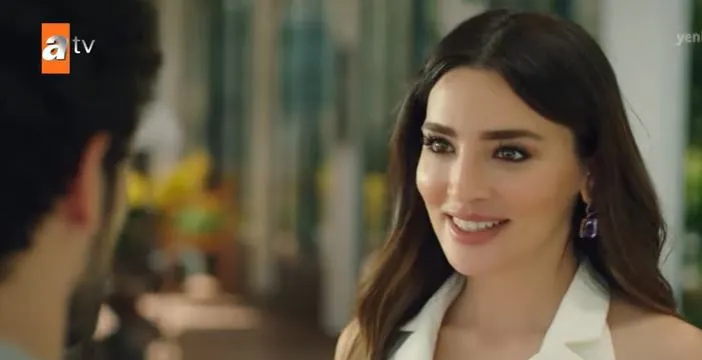 Zehra Yılmaz ha trovato il personaggio che aspettava da anni nella serie Gül Masalı!