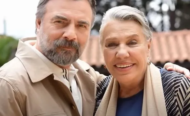 La maestra attrice Işıl Yücesoy ha attirato l’attenzione con il messaggio della serie Ben Bu Cihana Sığmazam