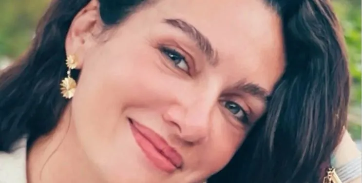 I fan chiedono; Perché Birce Akalay non va all’estero? Ecco la risposta!