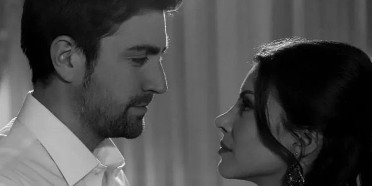 Le storie d’amore incompiute di Çağlar Ertuğrul e Deniz Baysal con personaggi diversi in due serie TV!