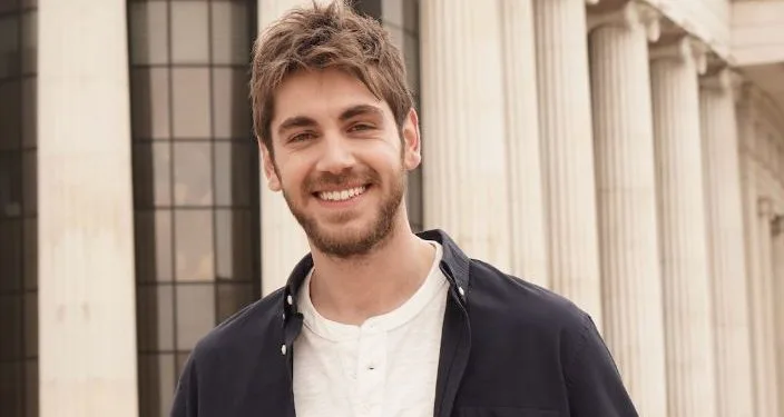 Sono emerse le caratteristiche sconosciute di Emre Bey, il ruolo principale nella serie balcanica Ninnisi