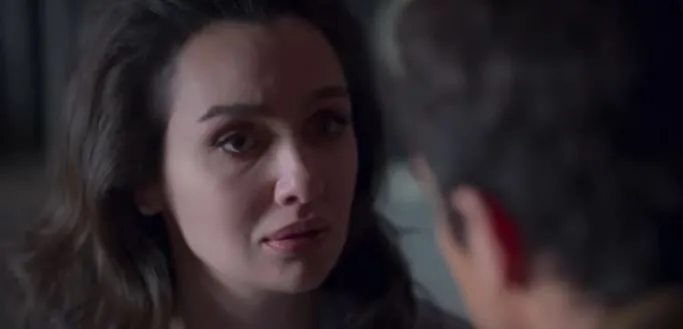 La vita è piena di avventure con İbrahim Çelikkol per Birce Akalay!