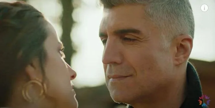 Özcan Deniz ha una serie TV che ha ancora delle ferite!