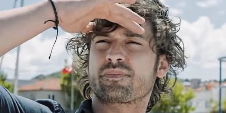 Se Alp Navruz ha scelto una serie TV, la sceneggiatura è decisamente buona!
