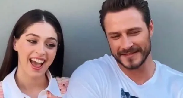 Questi stati di Cemre Baysel e Burak Çelik hanno incantato i loro fan sui social media!