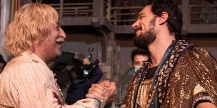 Si è parlato molto della serie di Erşan Kuneri! Uraz Kaygılaroğlu ha riportato la serie all’ordine del giorno con i dettagli di Cem Yılmaz!
