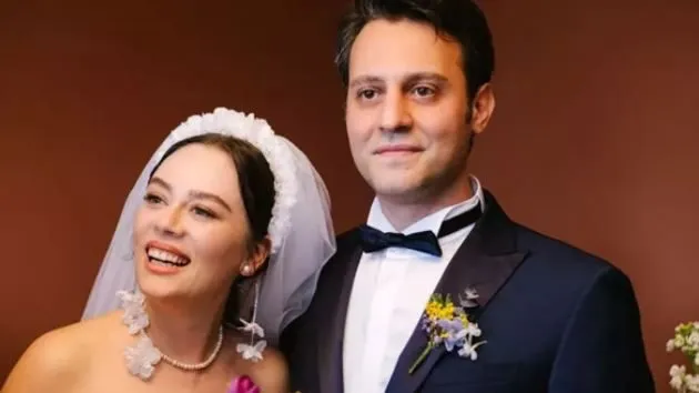 L’attrice Demet Evgar ha avuto sua figlia Mavi! L’attesa concitata è iniziata sui social!