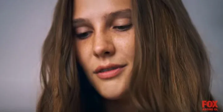 Tutti si interrogano su Alina Boz, ma le obiezioni hanno iniziato ad arrivare prima che inizi la serie Bir Peri Masalı!