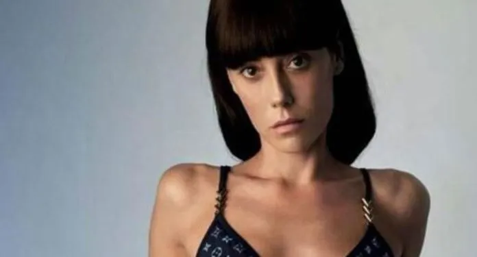 Cansu Dere, la cui serie infedele si è conclusa, ha fatto una grande confessione sulla sua professione!