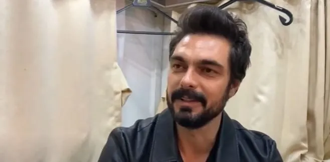 Halil İbrahim Ceyhan ha fatto una nuova svolta nella sua carriera, incantando i suoi fan!