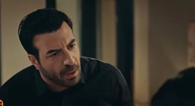 Ismail Demirci, il cattivo padre di famiglia della buona serie, diventa un buon padre di famiglia nei suoi giorni liberi!