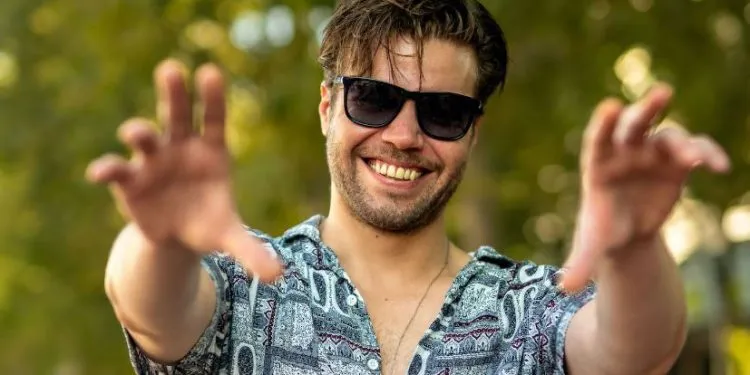 Kaan Turgut, che ha iniziato la sua carriera con Elveda Rumeli, ora prova nostalgia con i Balkan Ninnisi!