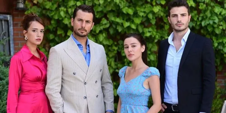 Hakan Dinçkol e Mine Çayıroğlu si sono incontrati nel ruolo principale della nuova serie quotidiana di Kanal D Aşk ve Umut