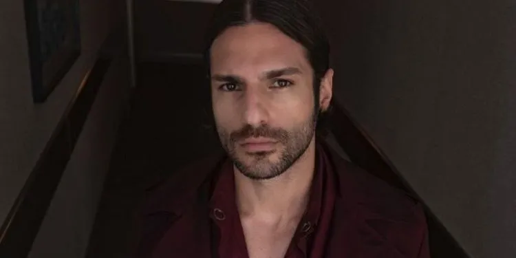 Serkan Çayoğlu ha fatto l’opposto di quello che ha fatto finora, i suoi fan saranno molto sorpresi!