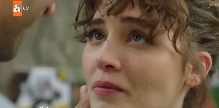 Una nuova decisione per la sua carriera da Deniz Işın, che non segue la serie TV Sevmek Zamanı!